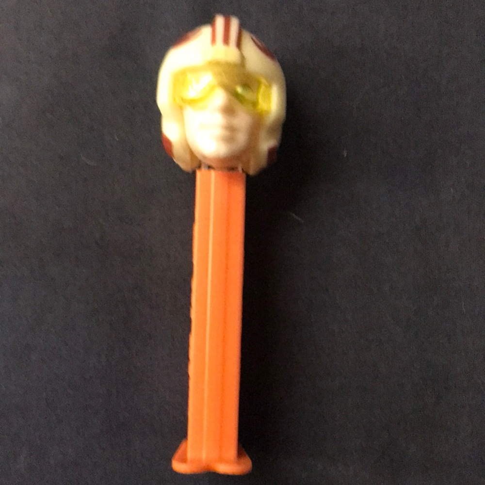 Collectible Vintage Star Wars Pez Dispenser - Luke Skywalker Pilot